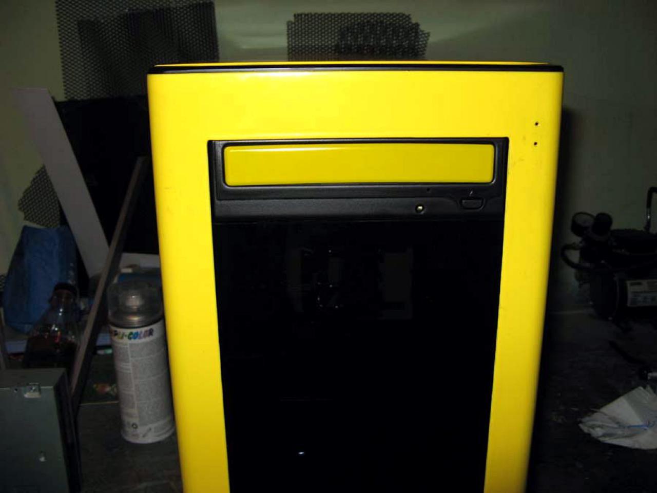 [23/12/2010] PCGH-Casemod von NobLorRos - Update: Zusammenbau (34)