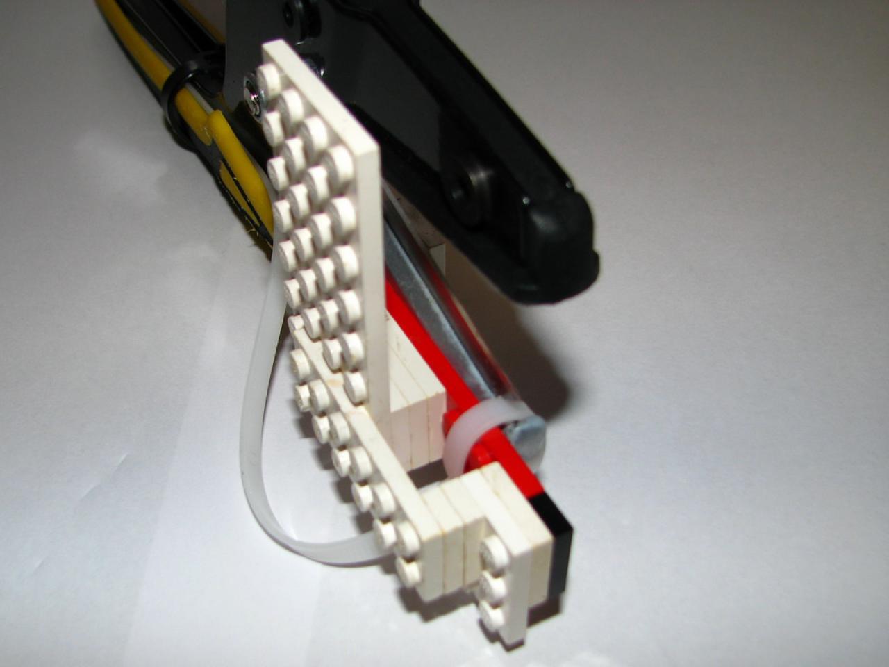 [16/12/2010] Extreme Casemod-Bedingungen: Zugefrorene Stromleitungen und Lego-Werkzeuge (13)