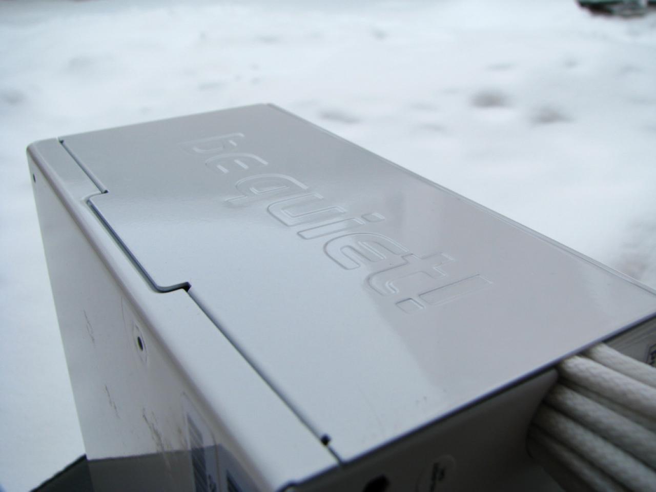 [16/12/2010] Extreme Casemod-Bedingungen: Zugefrorene Stromleitungen und Lego-Werkzeuge (25)