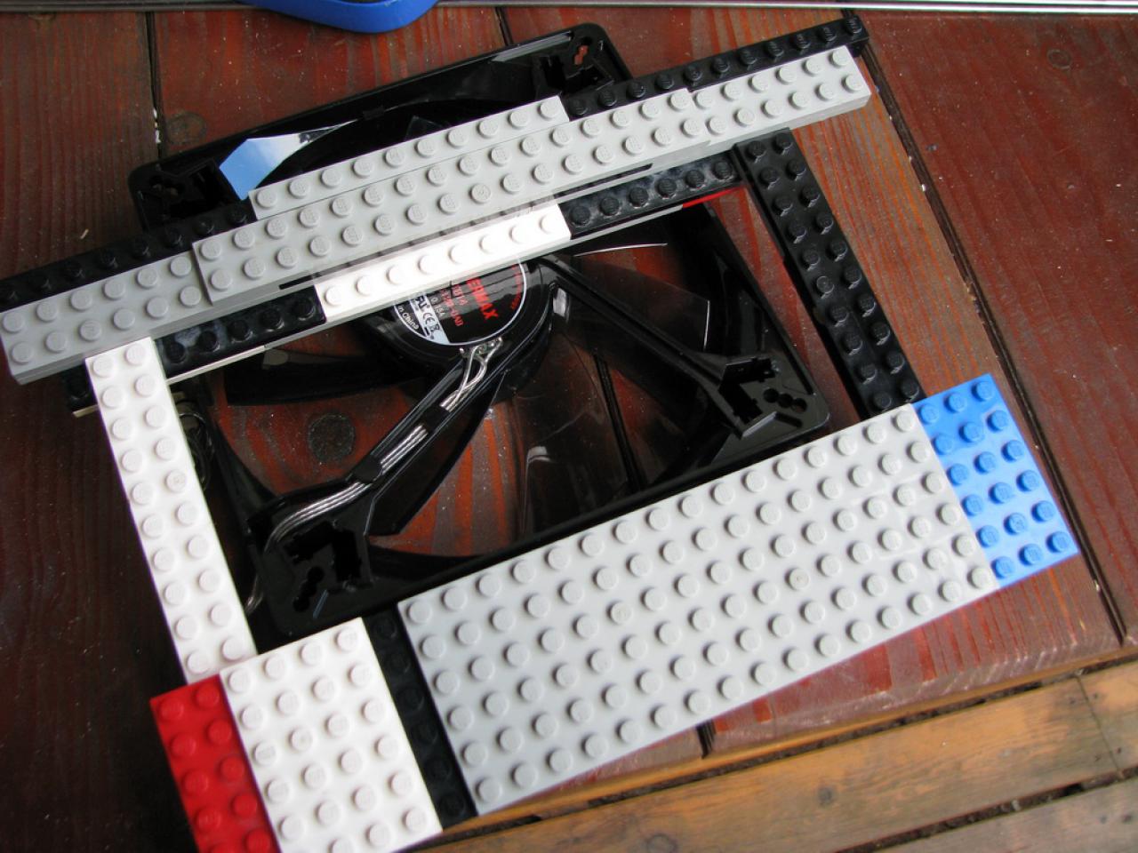 [16/12/2010] Extreme Casemod-Bedingungen: Zugefrorene Stromleitungen und Lego-Werkzeuge (37)