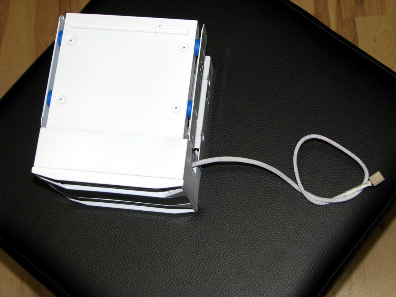[16/12/2010] Extreme Casemod-Bedingungen: Zugefrorene Stromleitungen und Lego-Werkzeuge (47)