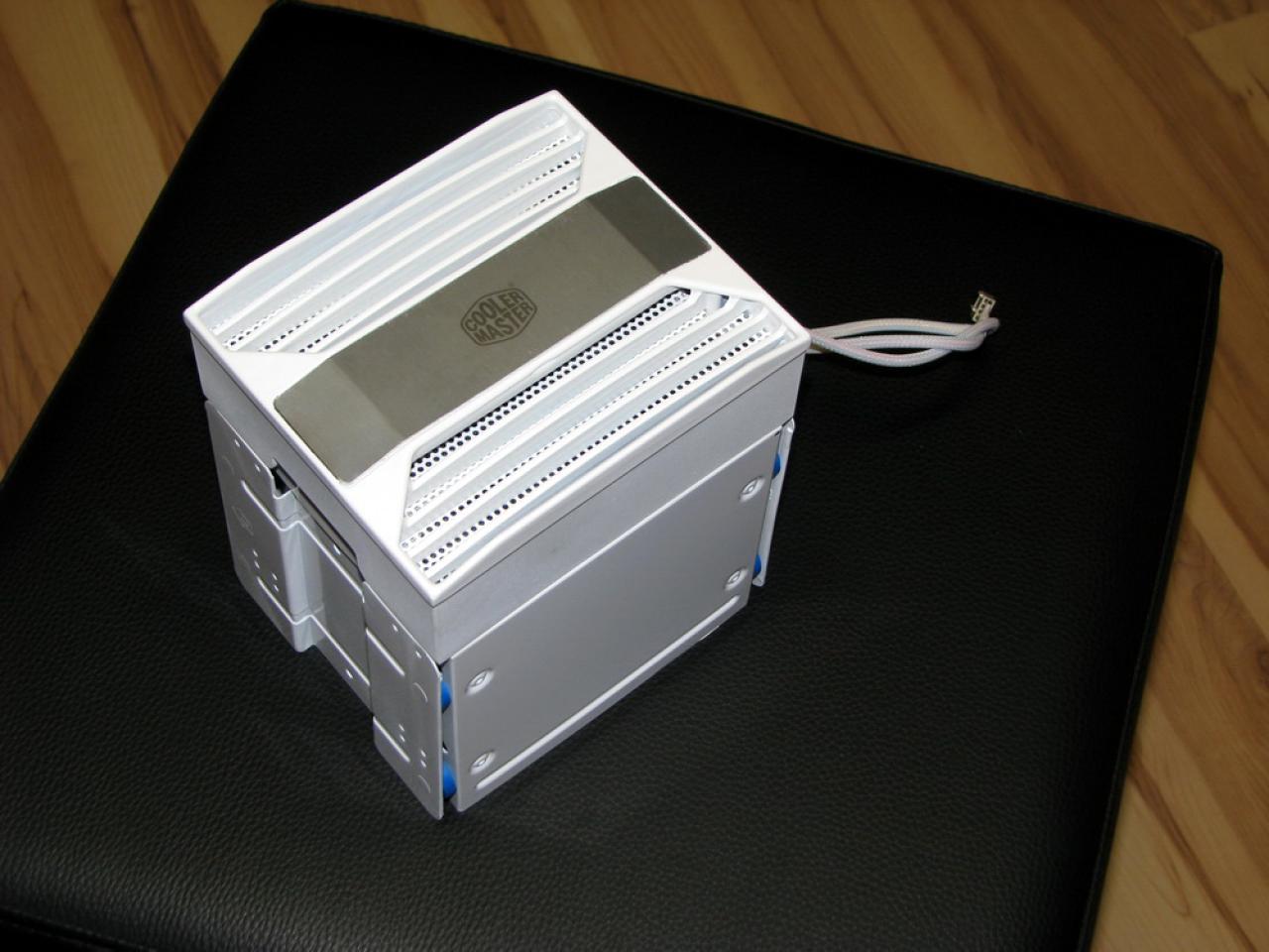 [16/12/2010] Extreme Casemod-Bedingungen: Zugefrorene Stromleitungen und Lego-Werkzeuge (49)