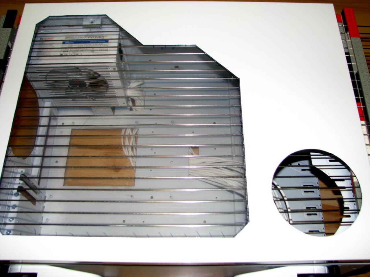 [16/12/2010] Extreme Casemod-Bedingungen: Zugefrorene Stromleitungen und Lego-Werkzeuge (62)