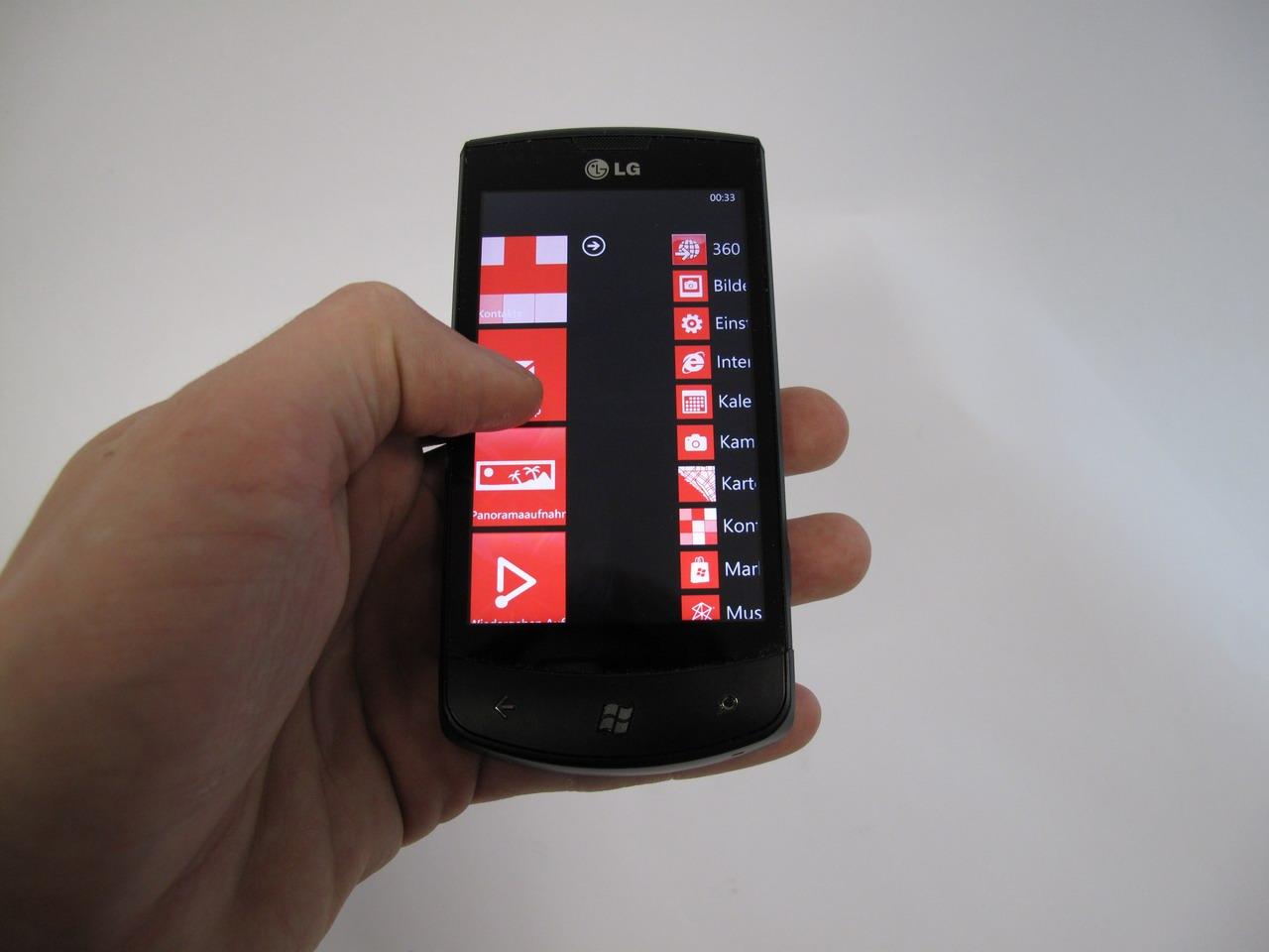 [16/12/2010] Windows Phone 7 bindet Live-Features ins Smartphone ein. Außerdem liefert das Touchpad Know-How für kommende Windows-Versionen. (17)