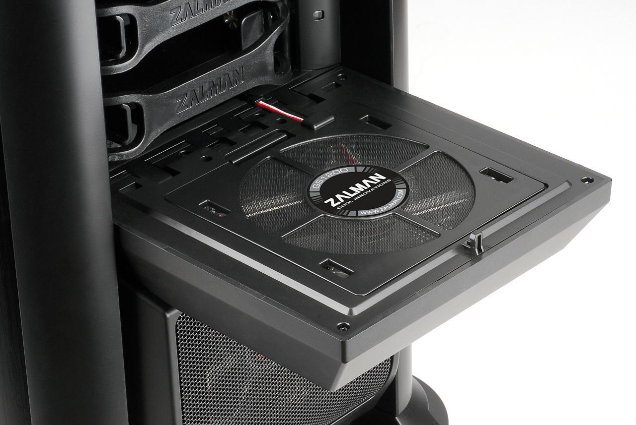 [15/12/2010] Zalman GS1200: Neuer Full-Tower mit USB 3.0 und zwei 200-mm-Lüftern (7)