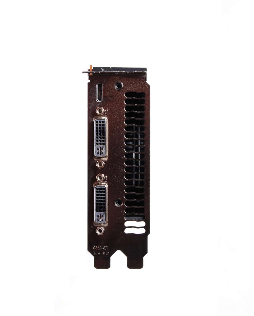 [08/12/2010] Zotac Geforce GTX 580 AMP: Übertaktete Geforce GTX 580 im Referenzdesign (4)