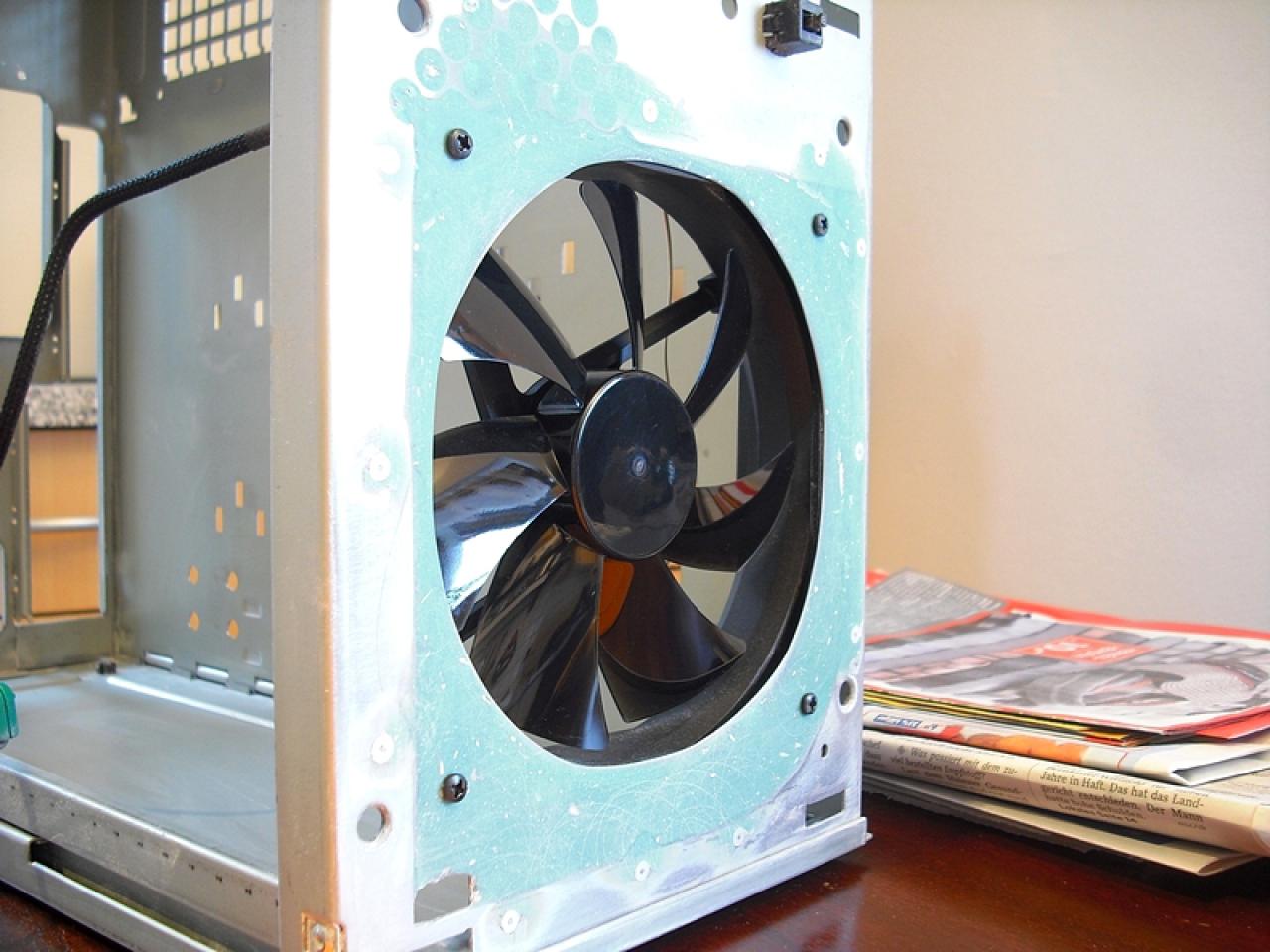 [22/12/2010] Retro-Casemod Concrete Elephant: Update (2)