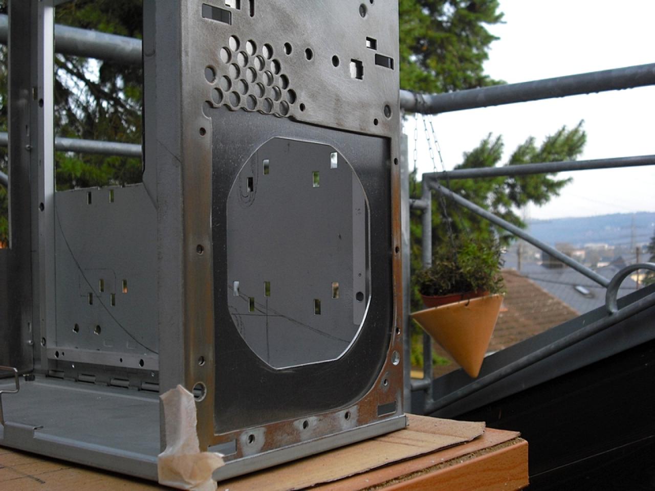 [22/12/2010] Retro-Casemod Concrete Elephant: Update (19)