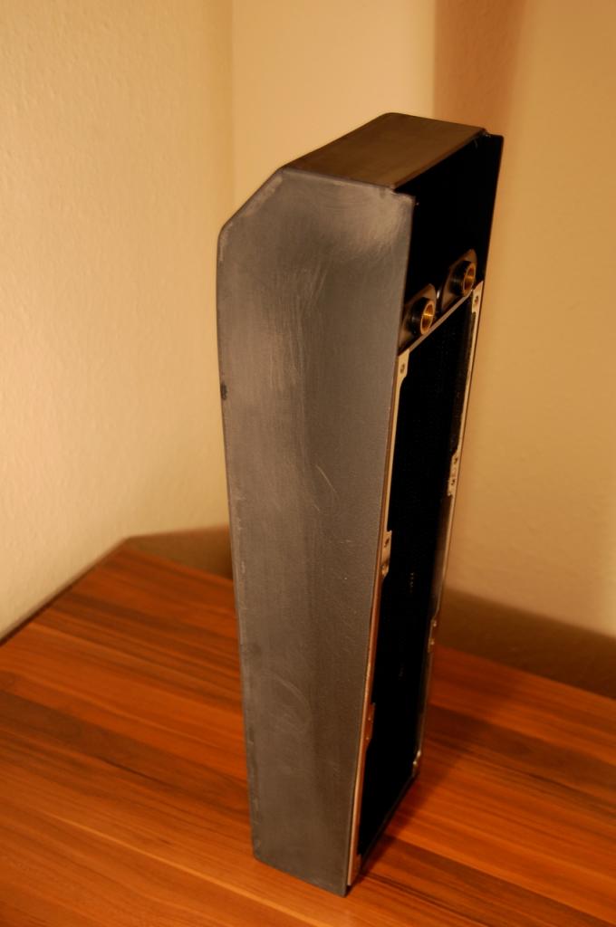 [17/12/2010] Schöner-Wohnen-Casemod: Der Wakü-PC im Schreibtisch (16)