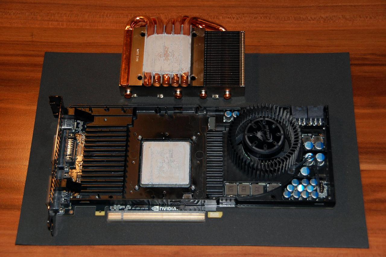 [17/12/2010] Schöner-Wohnen-Casemod: Der Wakü-PC im Schreibtisch (21)