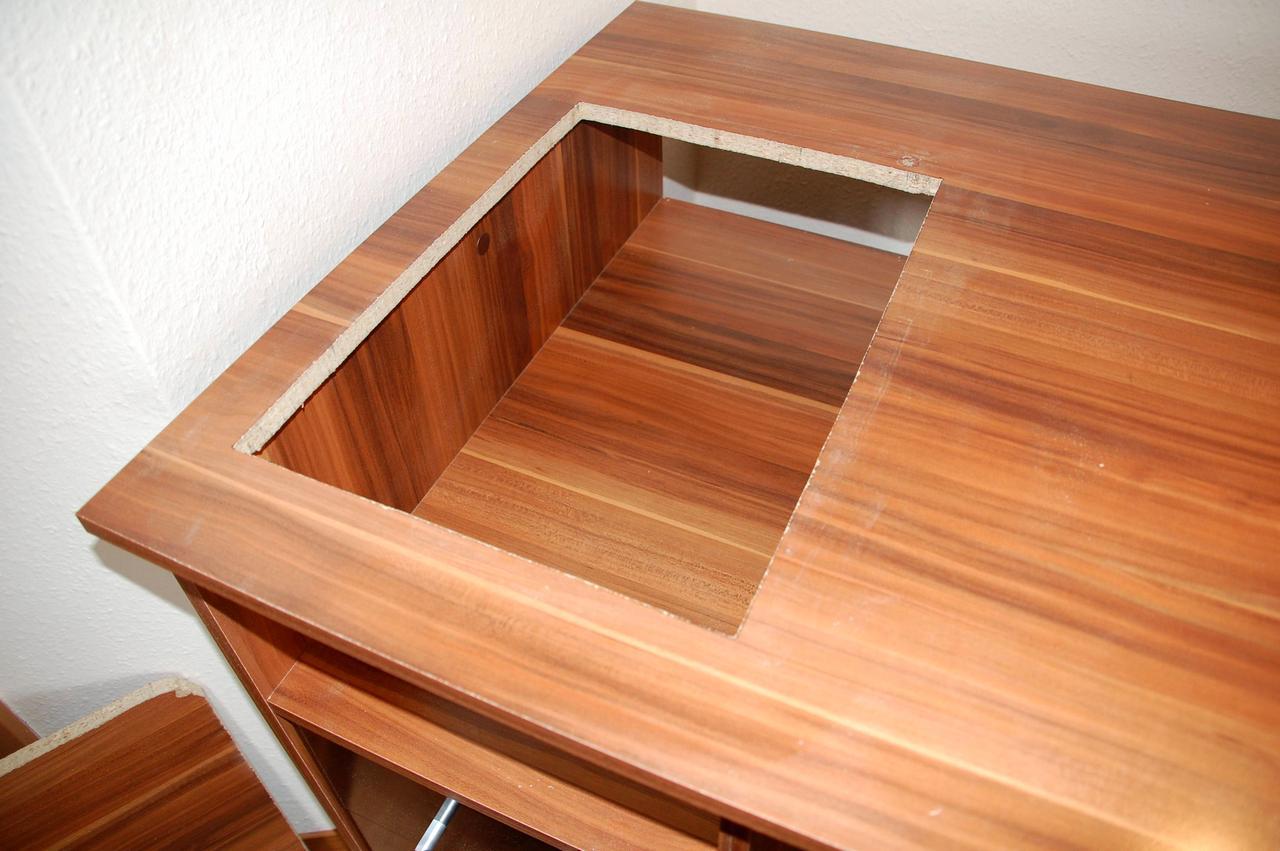 [17/12/2010] Schöner-Wohnen-Casemod: Der Wakü-PC im Schreibtisch (26)