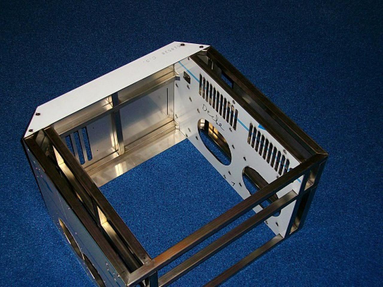 [22/12/2010] Casecon-Projekt Stainless Steel (134)