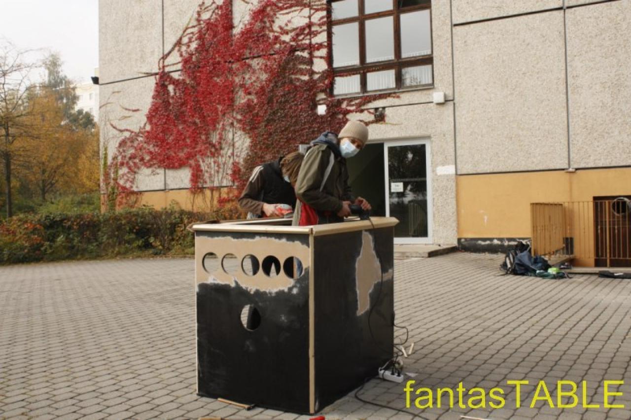 [21/01/2011] Abgefahrenes Seminarfachprojekt Fantastable: Multi-Touch-Tisch im Eigenbau - Großes Update (6)