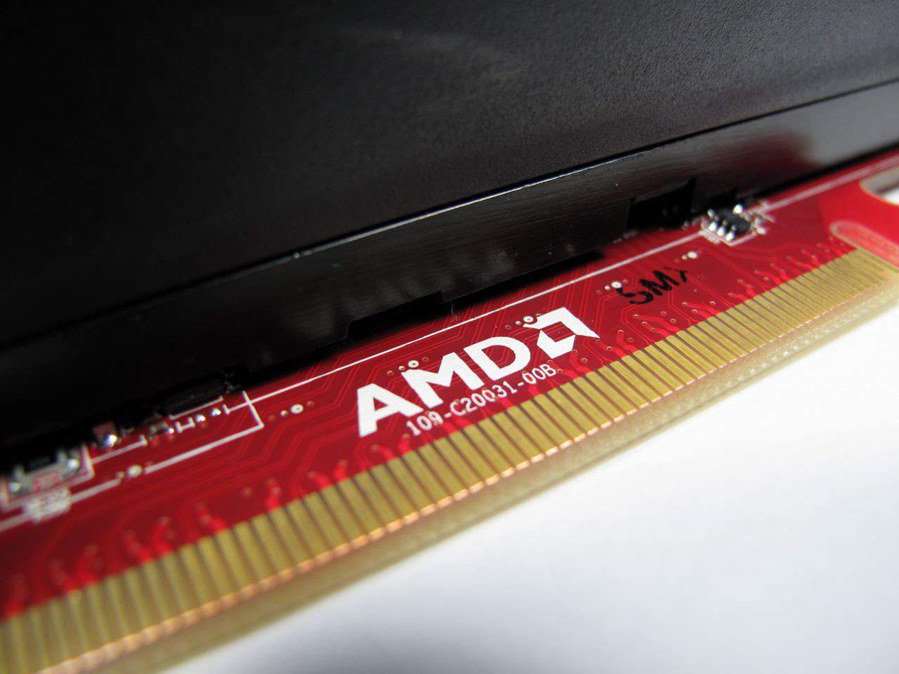 [28/01/2011] Radeon HD 6950 mit 1 GiB VRAM (16)