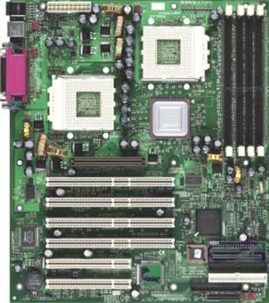 [26/01/2011] Dual-Sockel-A: Schon vor Vorstellung des Opterons versuchte sich AMD im Server- und Workstation-Markt. Der Athlon MP nutzt den normalen Sockel-A, ist aber Dual-CPU tauglich.