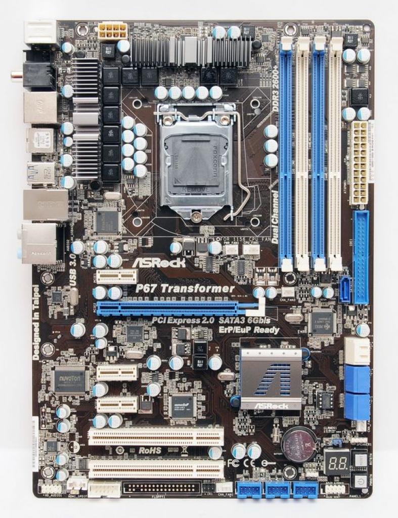 [26/01/2011] Asrock Transformer: An sich eine denkbar unspannende 1156-Platine. Der Clou aber ist der P67-Chipsatz, welcher sonst nur auf 1155-Boards zu finden ist. Dank dem P67 bietet das Transformer zudem SATA 6 GBit/s und USB 3.0
