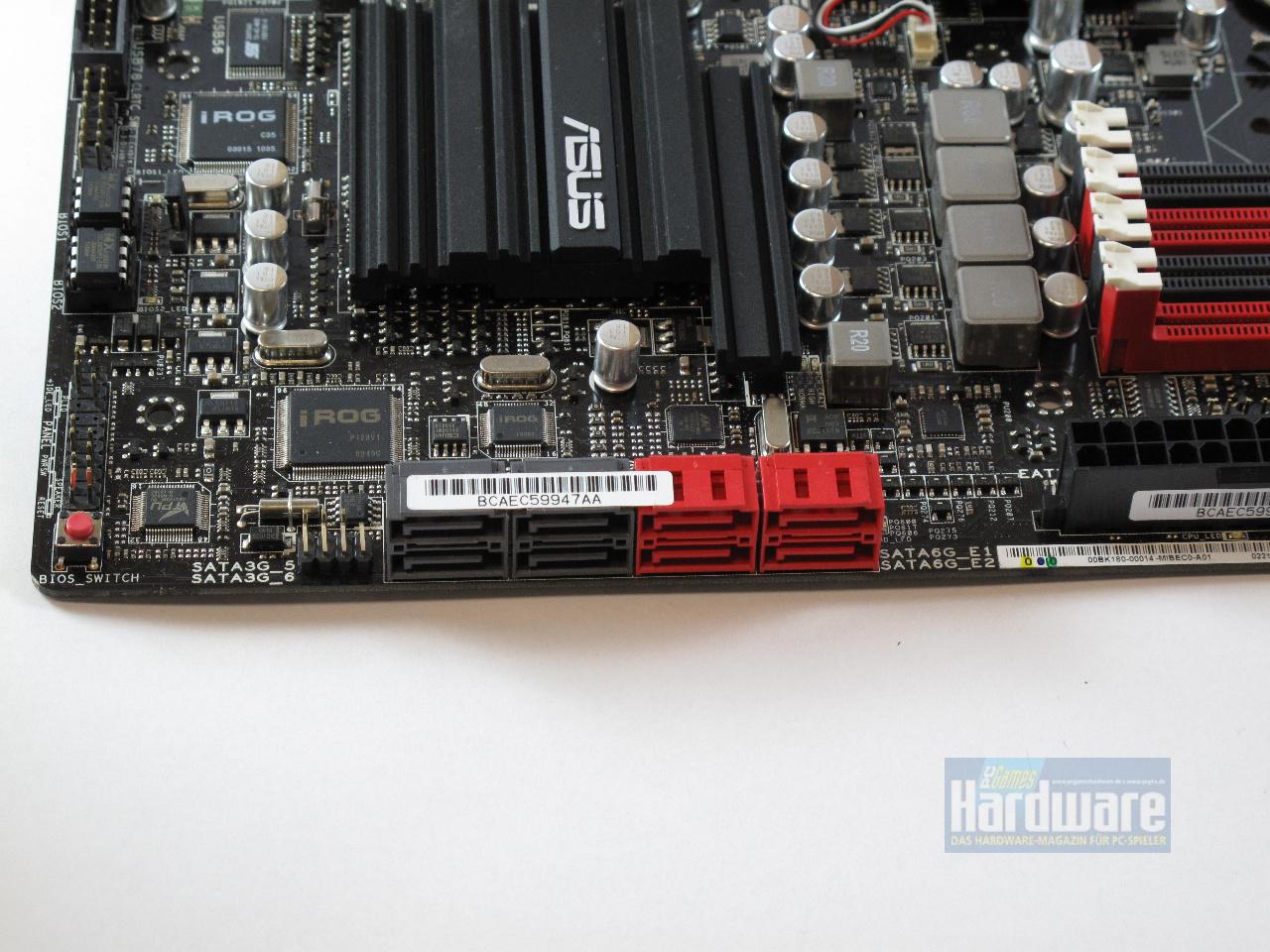 [05/01/2011] Asus Maximus IV Extreme 04
