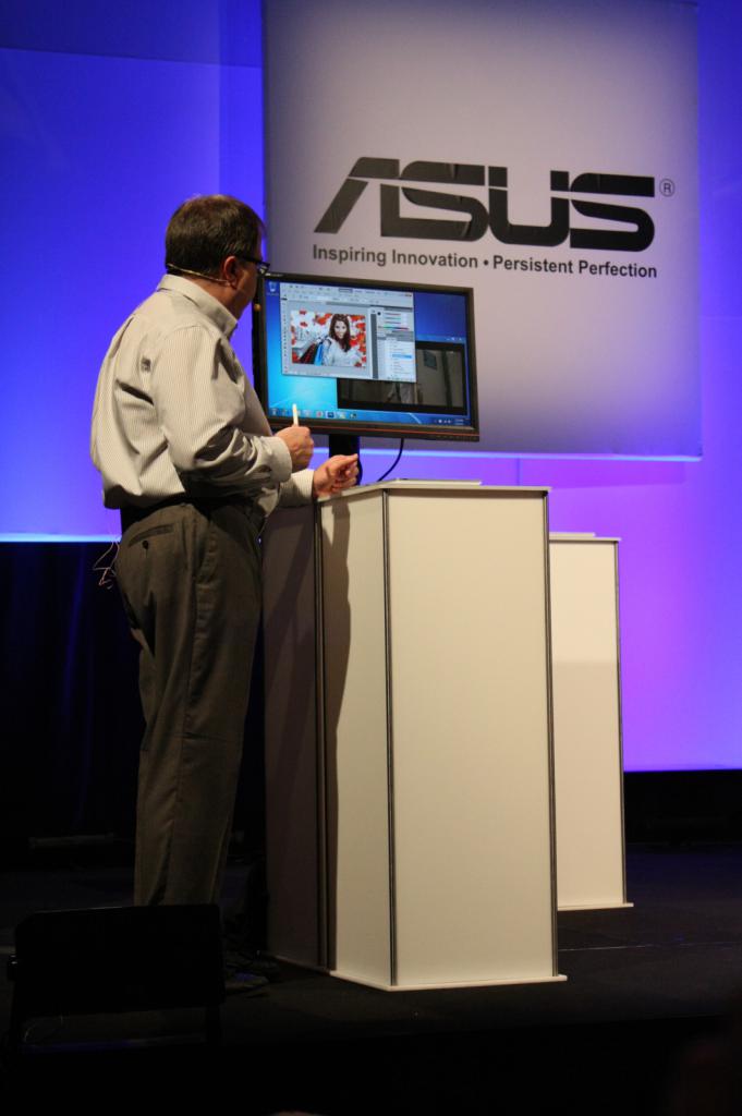 [05/01/2011] Asus Presseveranstaltung auf der CES 2011 (13)