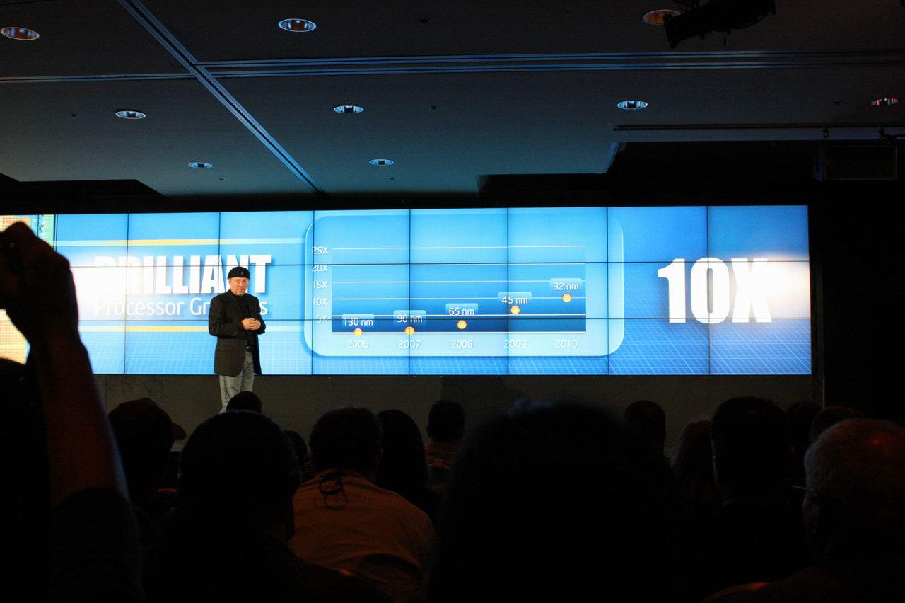 [05/01/2011] Mooly Eden: Intel auf der CES 2011 (12)