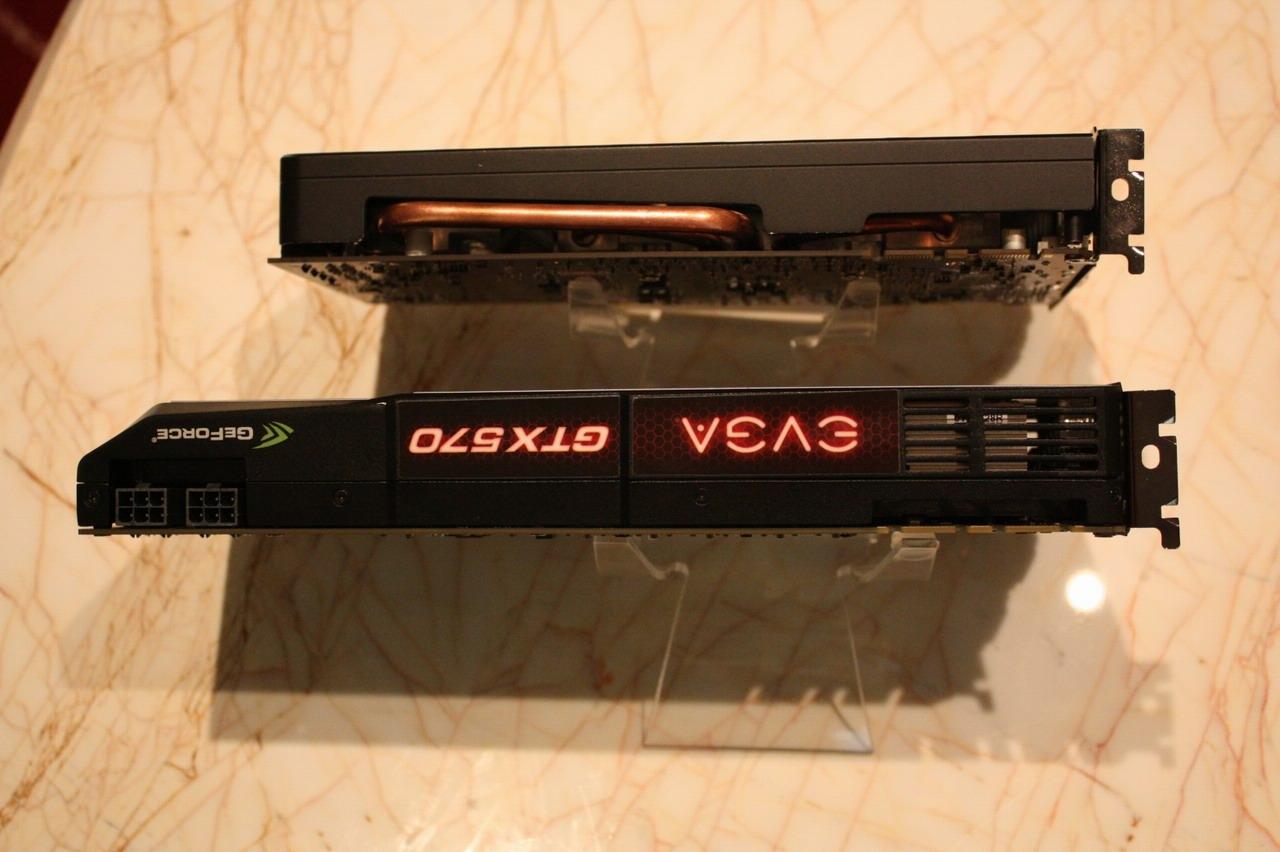 [10/01/2011] EVGA: Erste Fotos einer Geforce GTX 570 im Eigendesign und Display-Port-Anschluss (2)