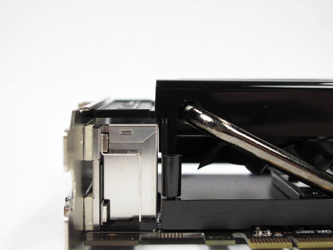 [21/01/2011] Gainward Geforce GTX 570 Phantom (1)