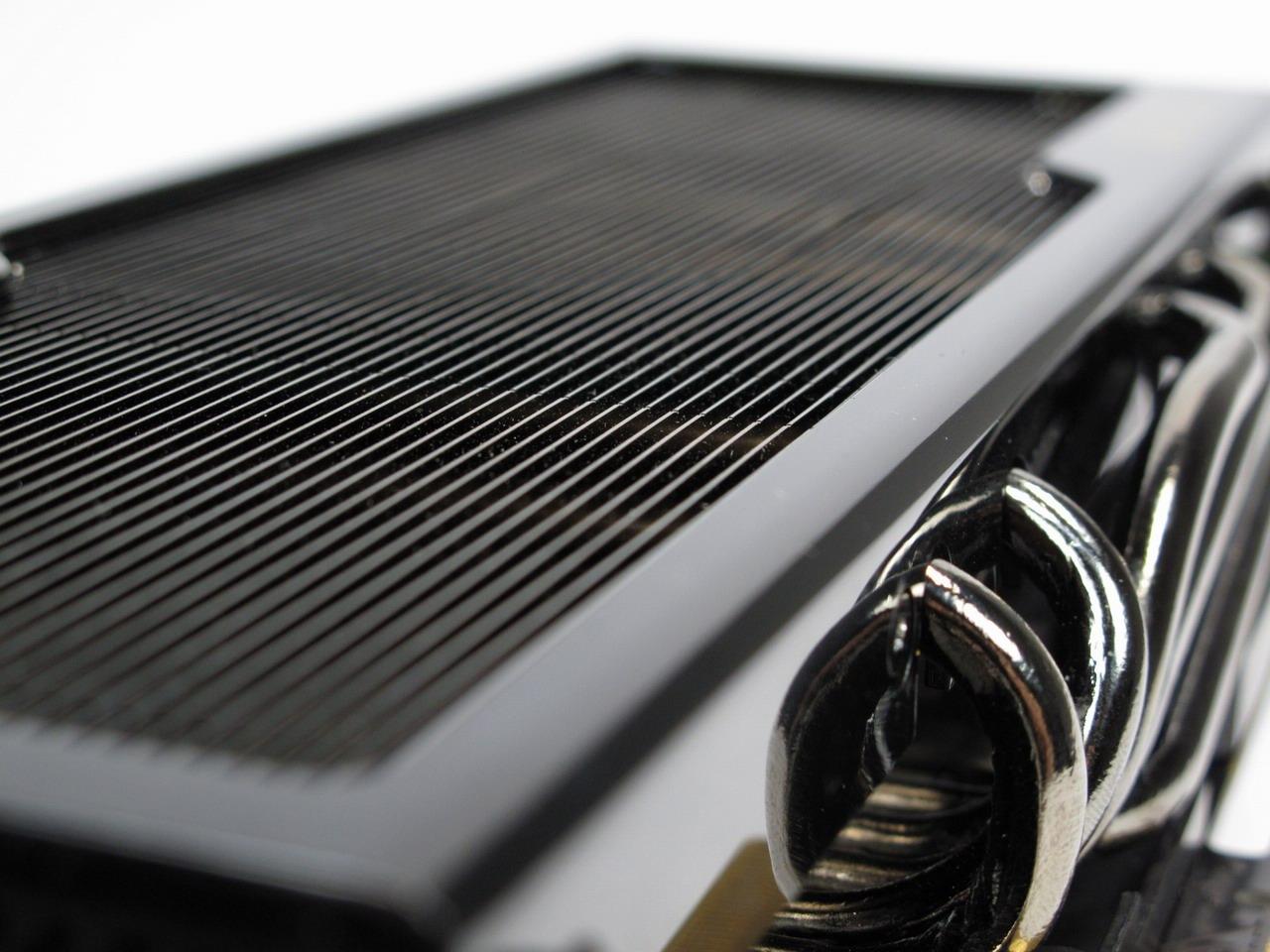 [21/01/2011] Gainward Geforce GTX 570 Phantom (10)