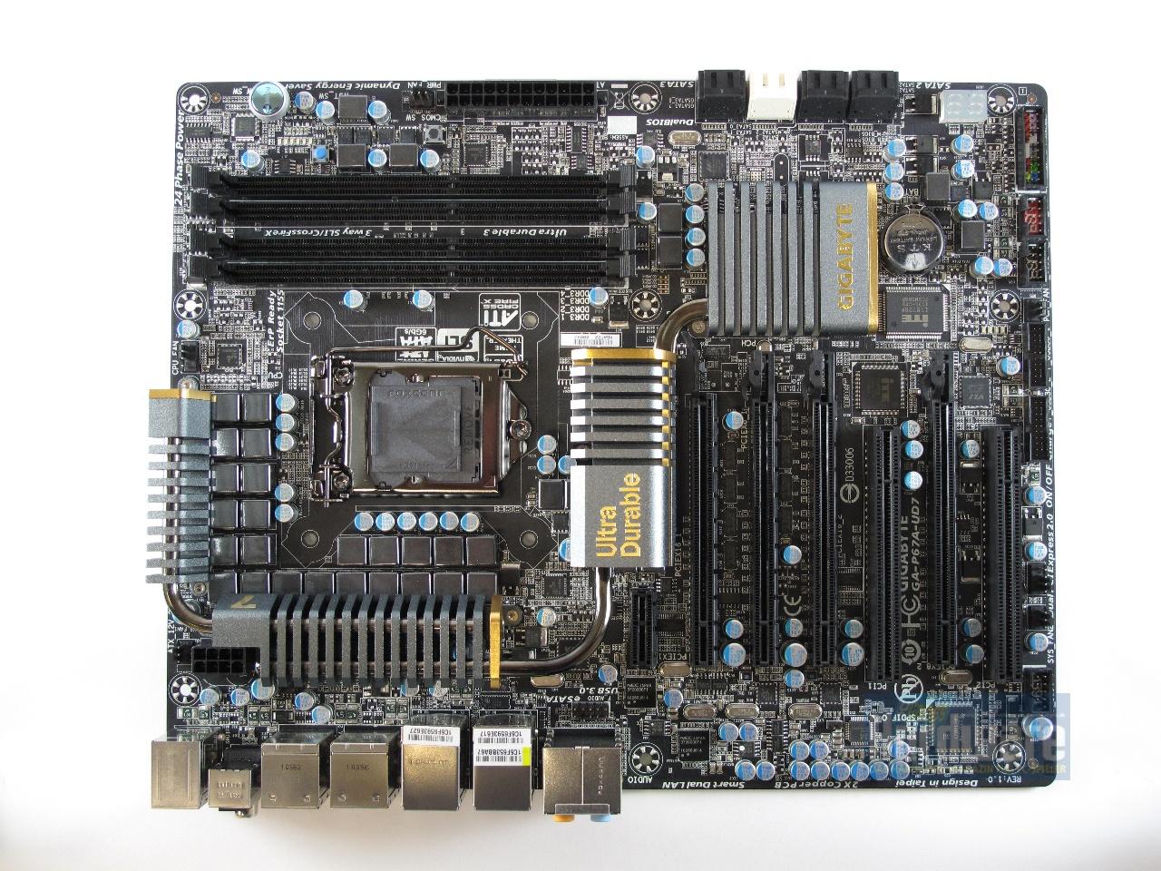 [05/01/2011] Gigabyte P67A UD7 01