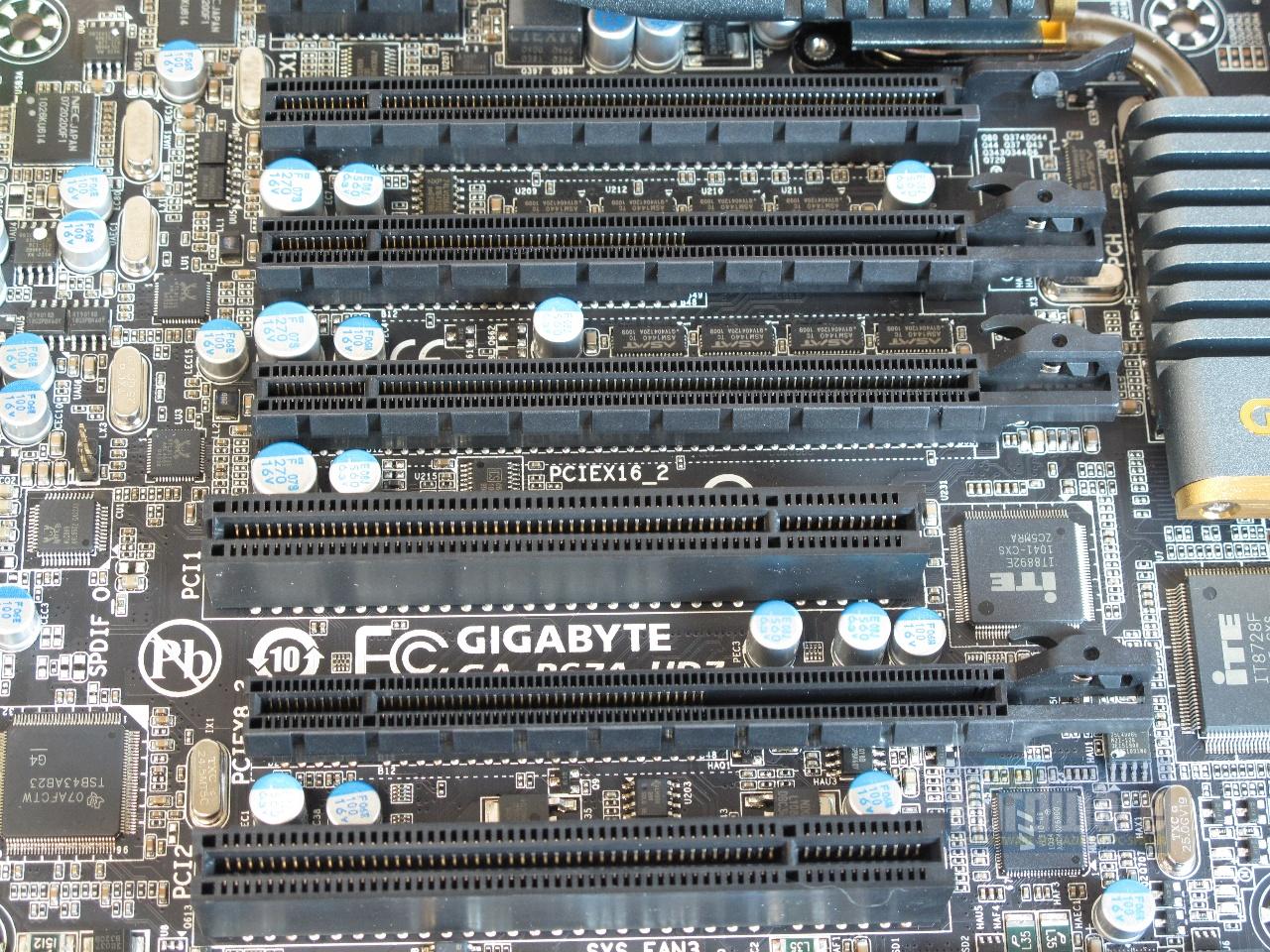 [05/01/2011] Gigabyte P67A UD7 04