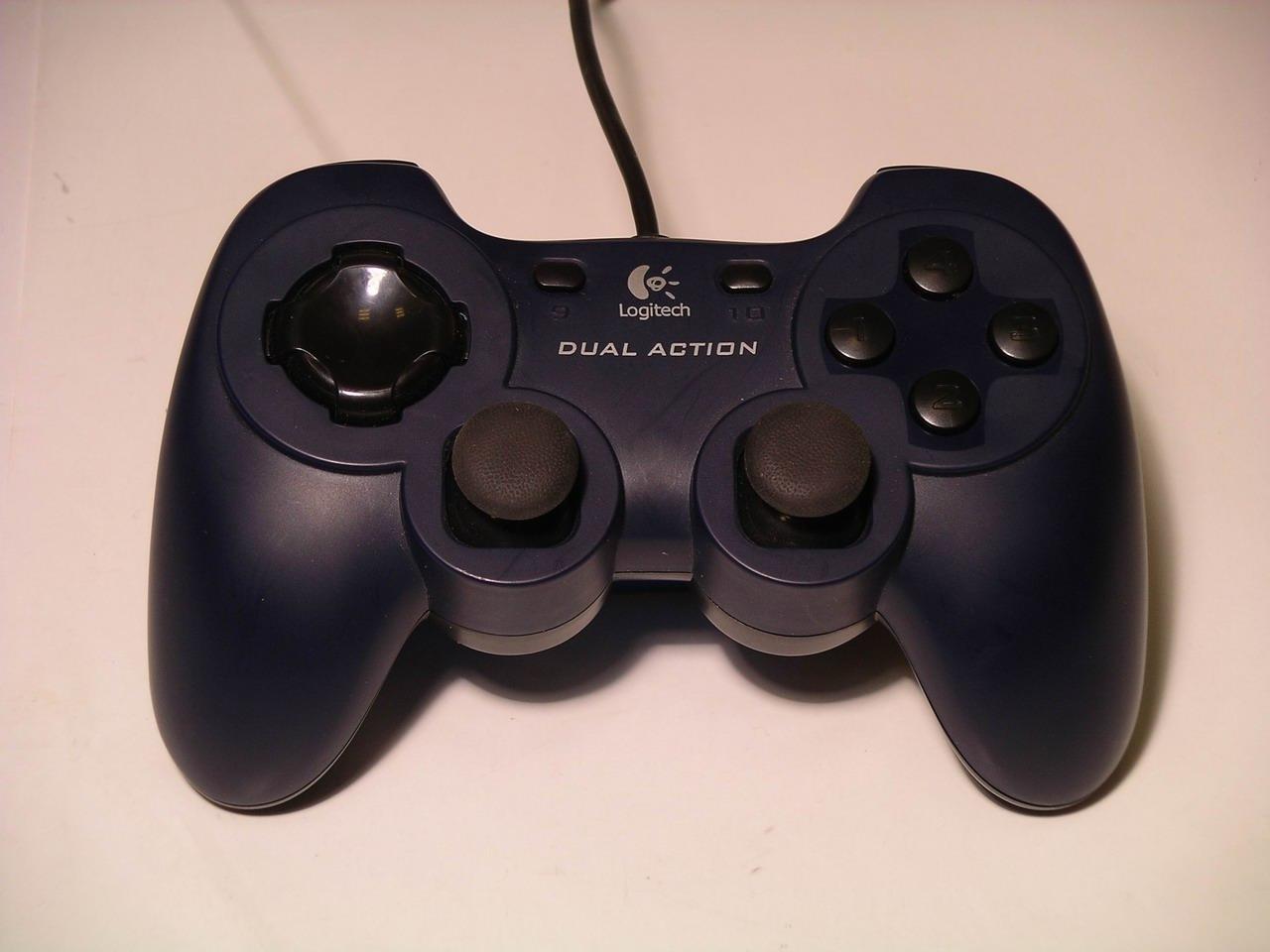 [20/01/2011] Logitech Dual Action Gamepad