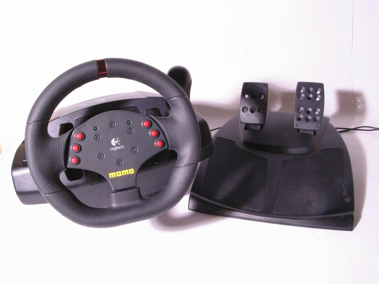 [20/01/2011] Logitech Momo Racing Force 