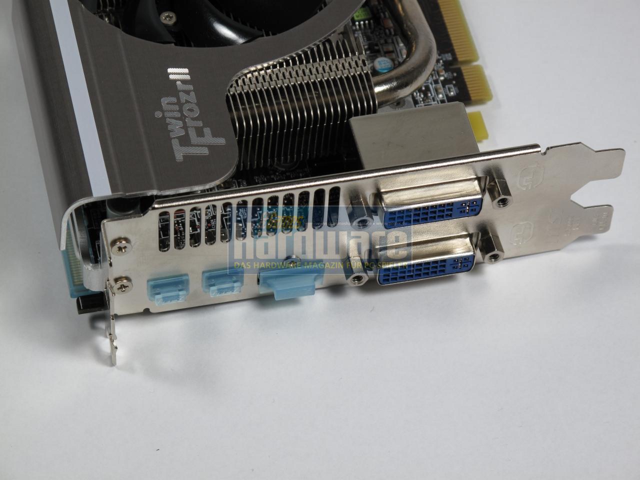 [07/01/2011] MSI R6950 Twin Frozr II frisch von der CES im PCGH-Testlabor angekommen (2)