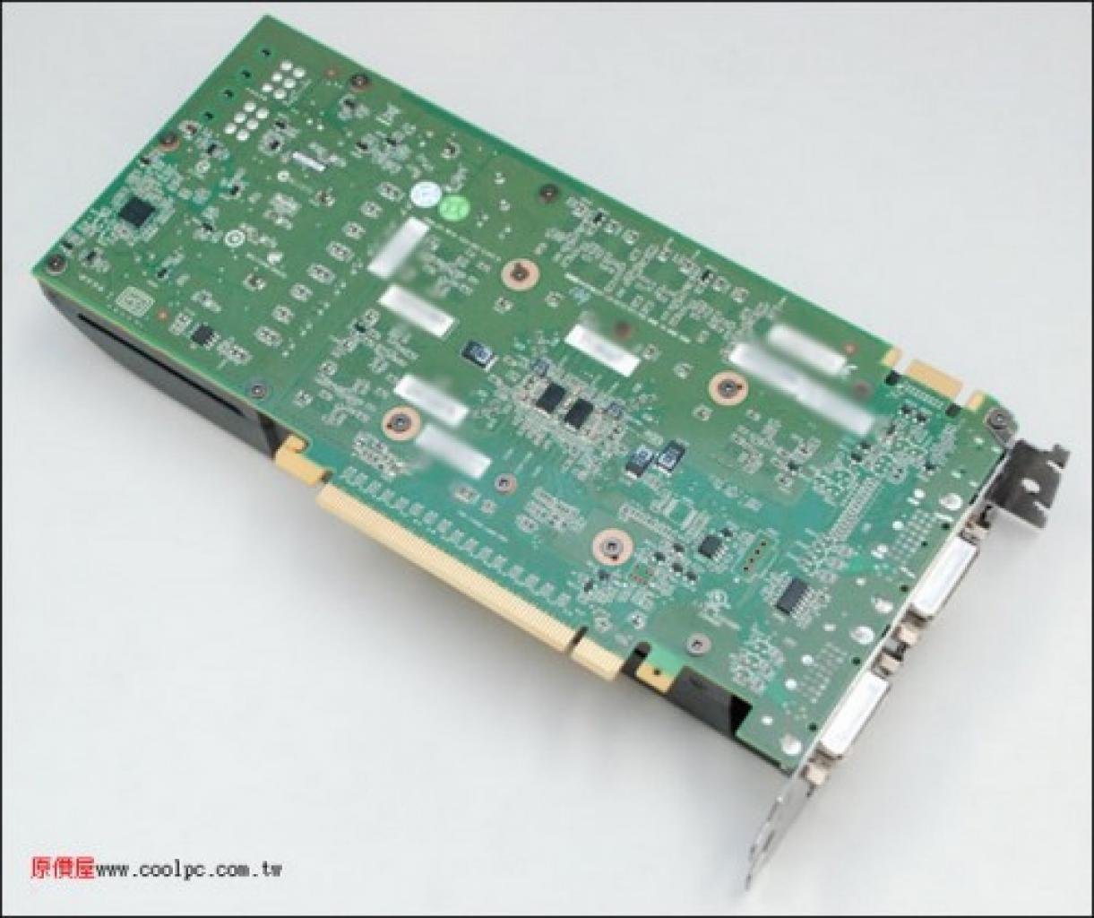 [20/01/2011] Nvidia Geforce GTX 560 Ti: Fotos der kommenden Grafikkarte mit Referenzkühler (6)