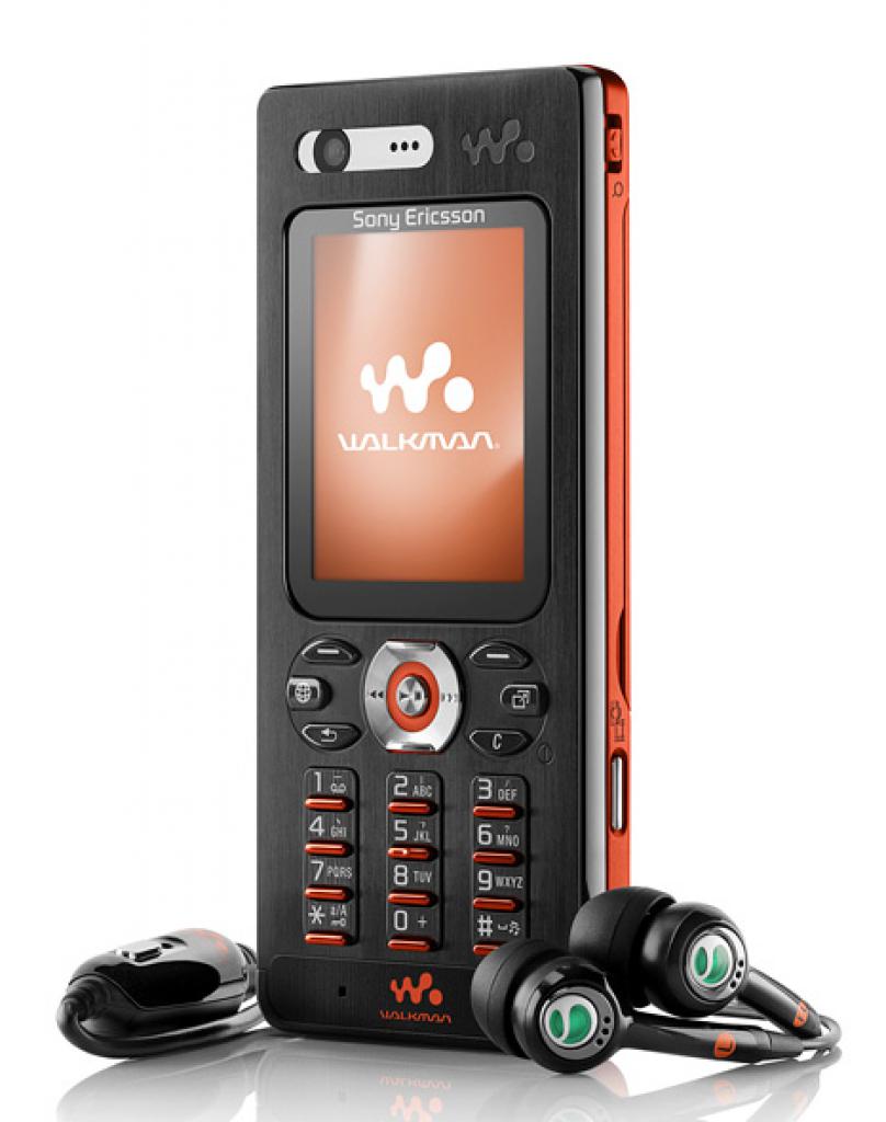 [10/01/2011] Platz	23:	Sony Ericsson W880i 9	Stimmen;	2,15%