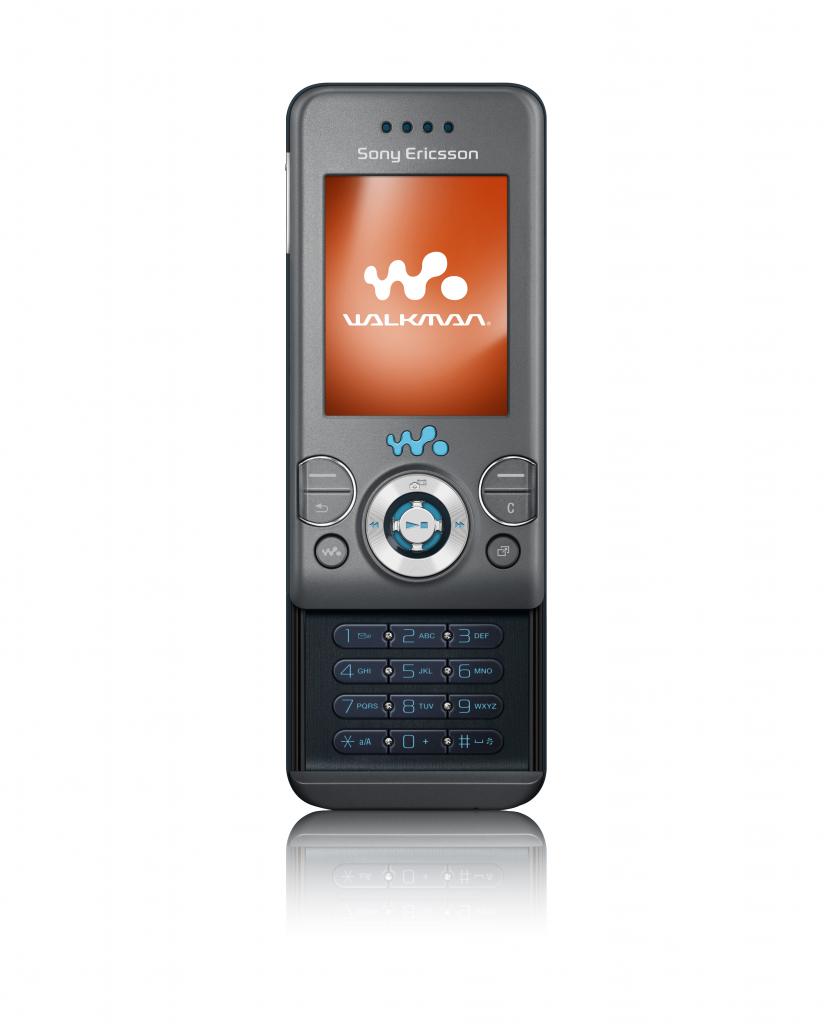 [10/01/2011] Platz	32:	Sony Ericsson W580i 5	Stimmen;	1,19%