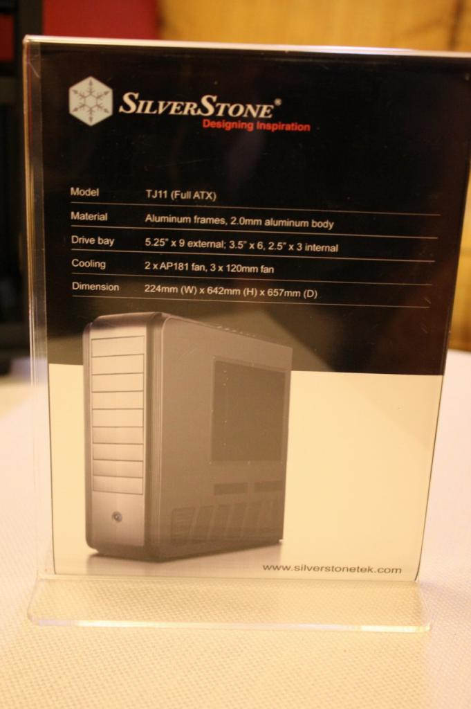 [10/01/2011] CES 2011: Silverstone zeigt Temjin TJ11 (2)