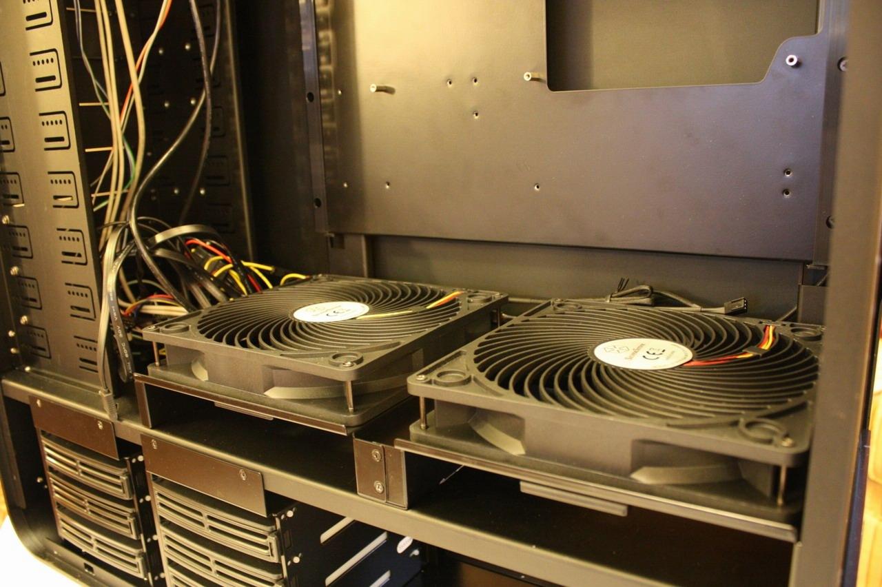 [10/01/2011] CES 2011: Silverstone zeigt Temjin TJ11 (4)