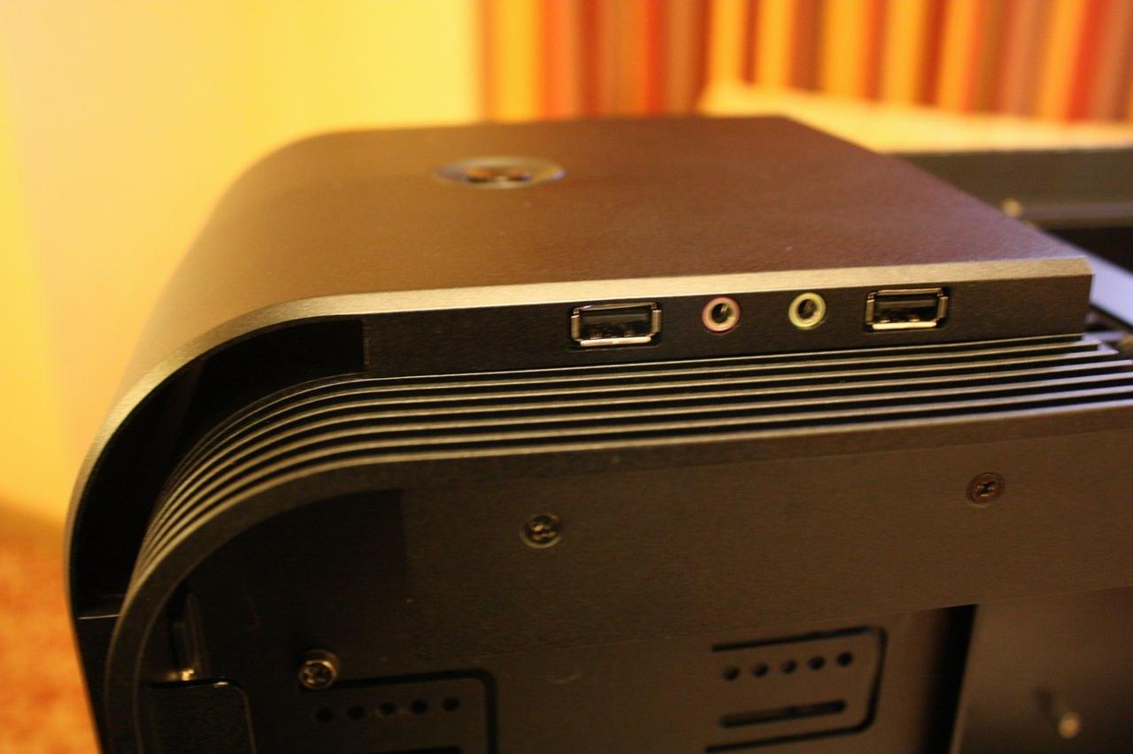 [10/01/2011] CES 2011: Silverstone zeigt Temjin TJ11 (9)