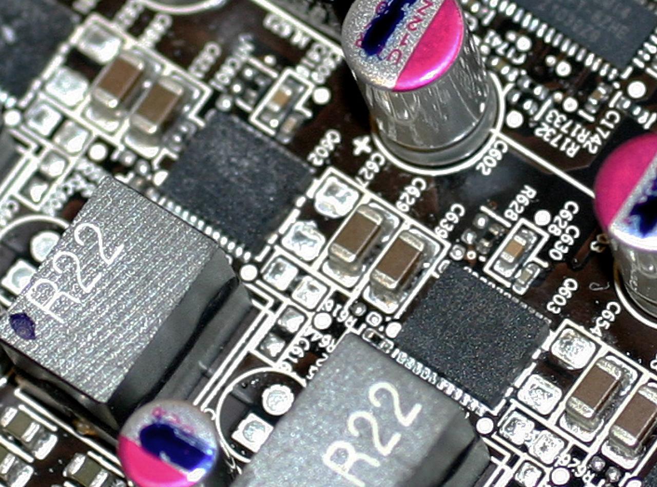 [03/01/2011] 6,5 Milliarden US-Dollar - diese Zahl muss man sich erst auf der Zunge zergehen lassen. Soviel war Texas Instrument 2011 der Konkurrent National Semiconductor wert. Besonders Techniken für 