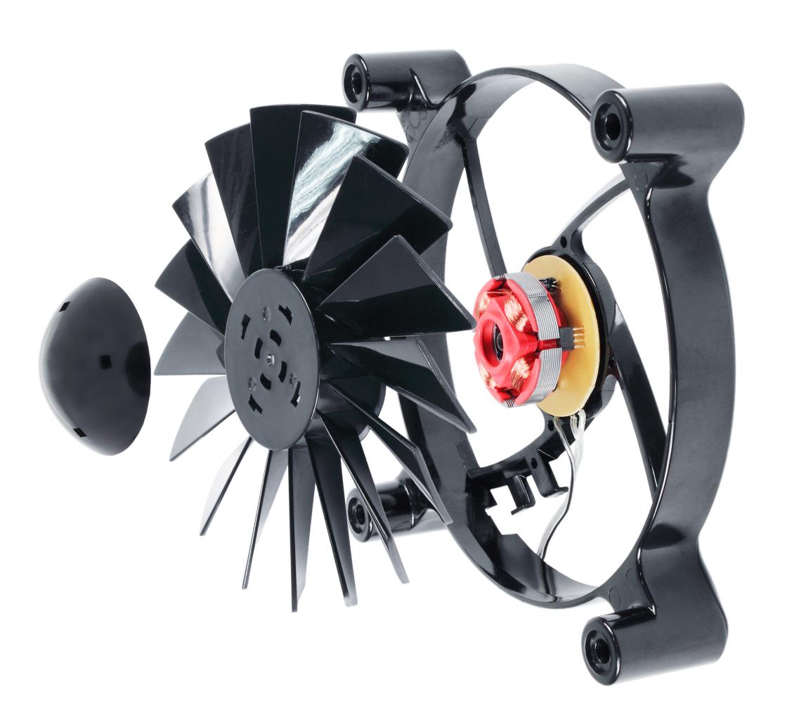 [19/01/2011] Cooler Master stellt 120-mm-Lüfter Turbine Master vor (3)