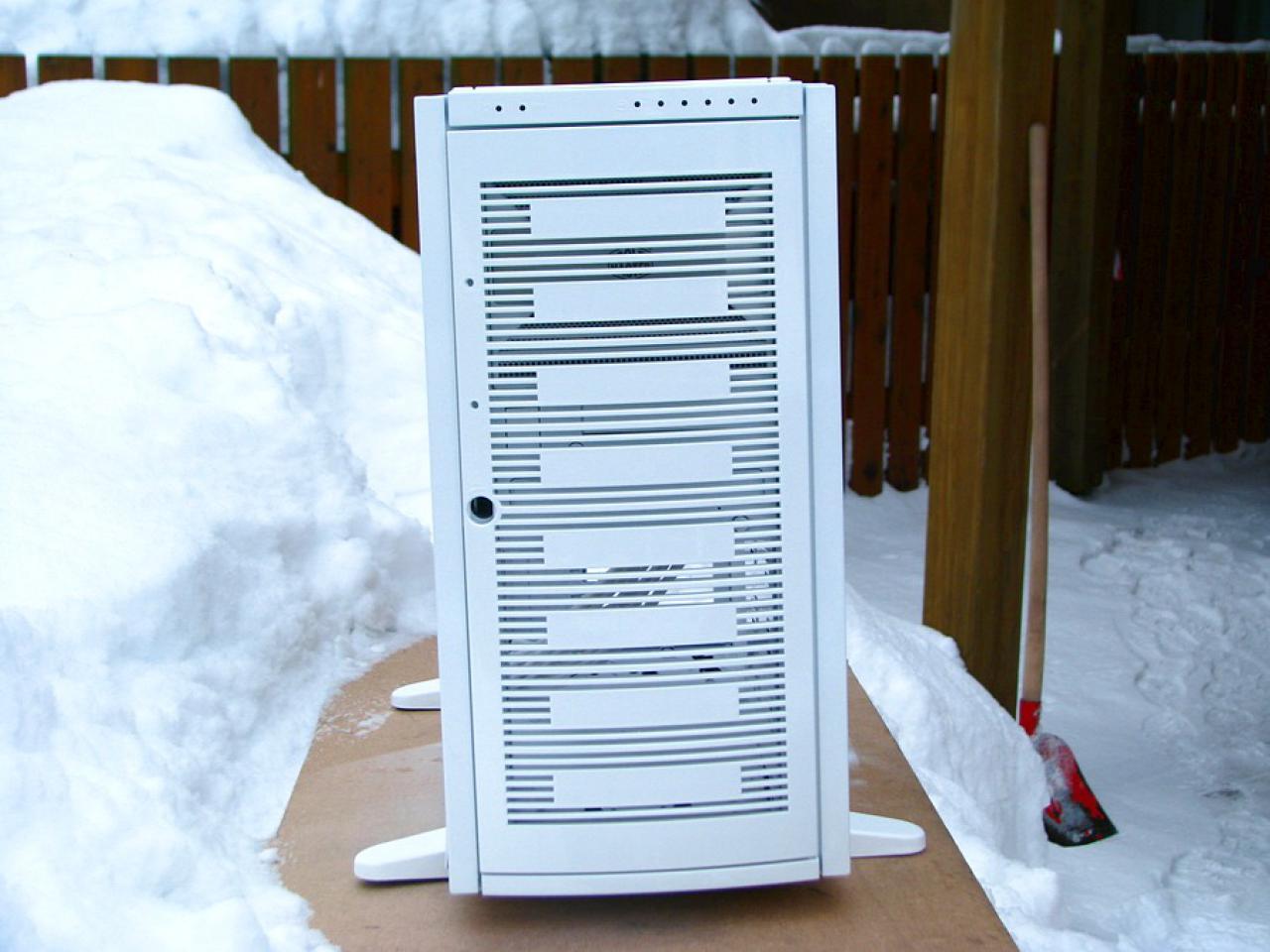 [07/01/2011] Update: von Lego-Sklaven und Gehäusen im Schnee (8)