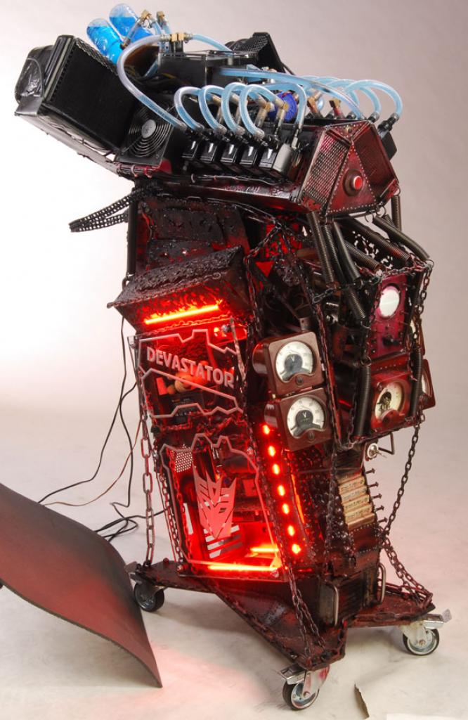 [24/01/2011] Devastator Case Mod (4)