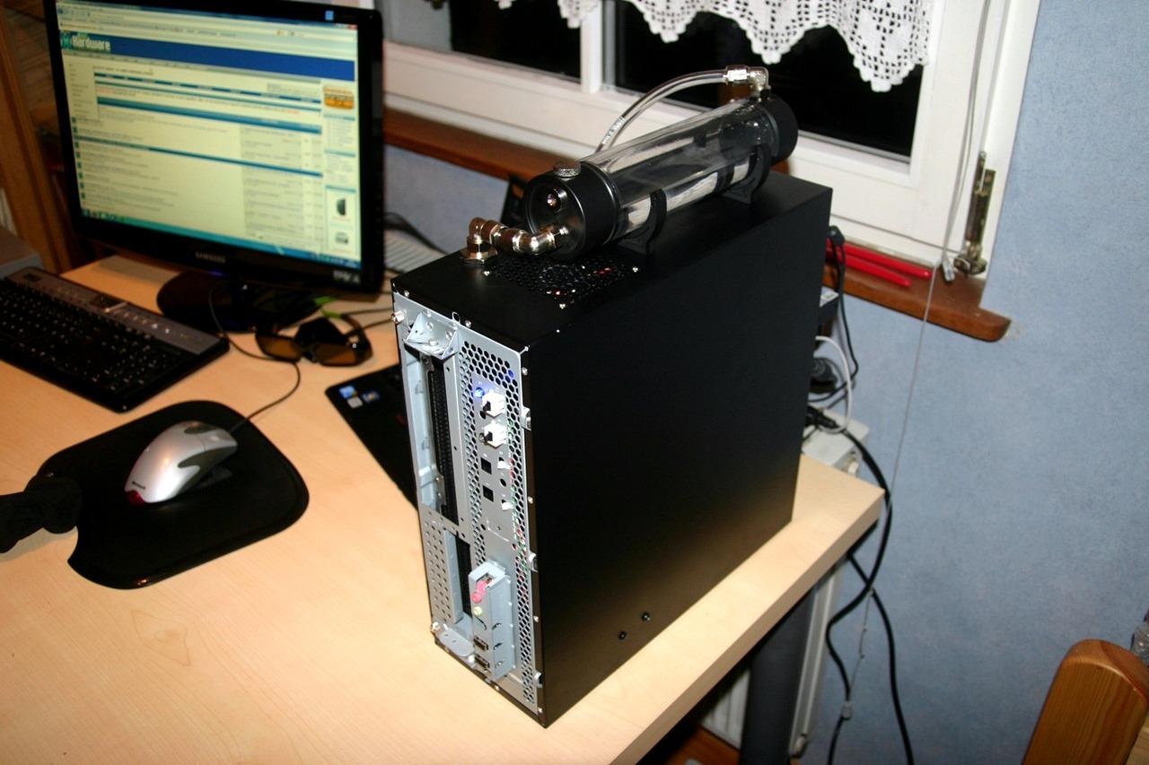 [07/01/2011] Wakü trifft Slim-Tower trifft Casemodder: Wenn die Grafikkarte das Gehäuse sprengt (33)