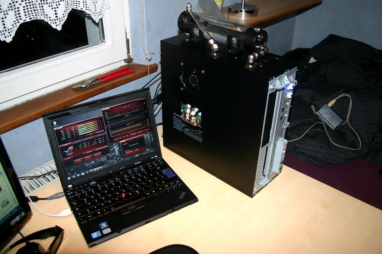 [07/01/2011] Wakü trifft Slim-Tower trifft Casemodder: Wenn die Grafikkarte das Gehäuse sprengt (34)