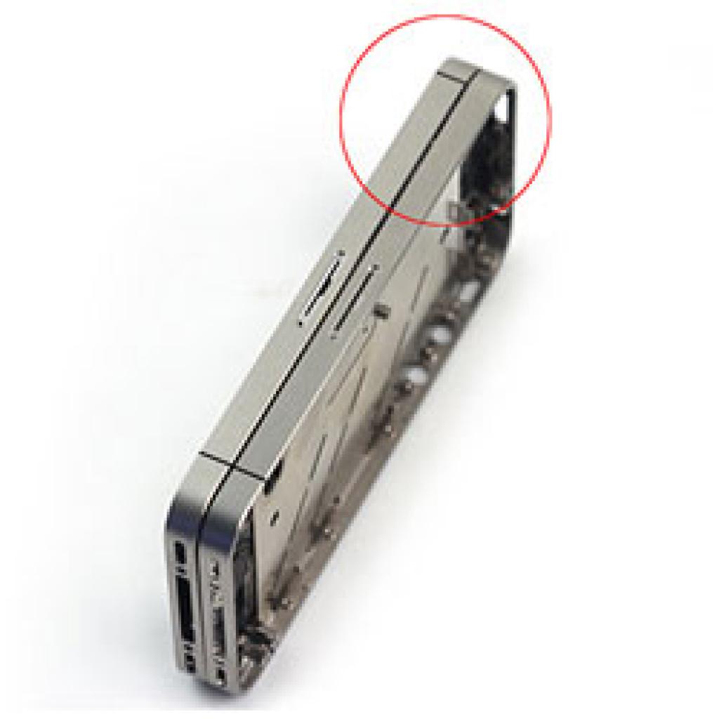 [06/01/2011] Iphone 5? - Der schwarze Streifen auf der oberen Seite fehlt dem derzeitigen Modell. Ein Hinweis auf eine neue Antenne? (3)