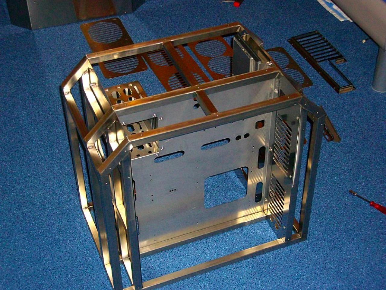 [28/01/2011] Mammut-Casecon-Projekt Stainless Steel - Update: Schrecksekunde nach der Fertigstellung (17)
