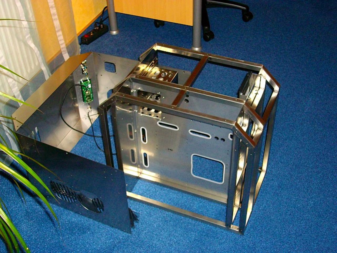 [28/01/2011] Mammut-Casecon-Projekt Stainless Steel - Update: Schrecksekunde nach der Fertigstellung (25)