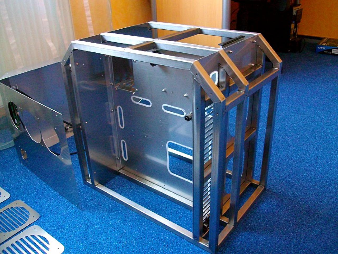[28/01/2011] Mammut-Casecon-Projekt Stainless Steel - Update: Schrecksekunde nach der Fertigstellung (26)
