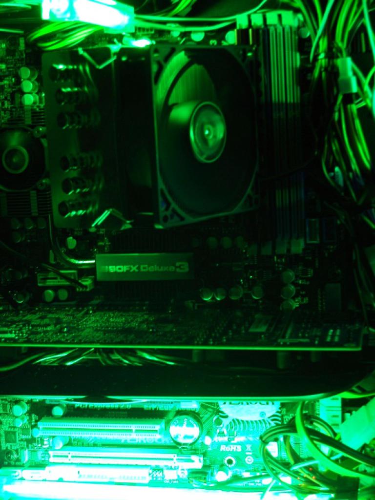 [21/01/2011] Mammuttagebuch zum Casemod-Projekt Aurora: Wakü-PC mit zwei Kreisläufen (9)