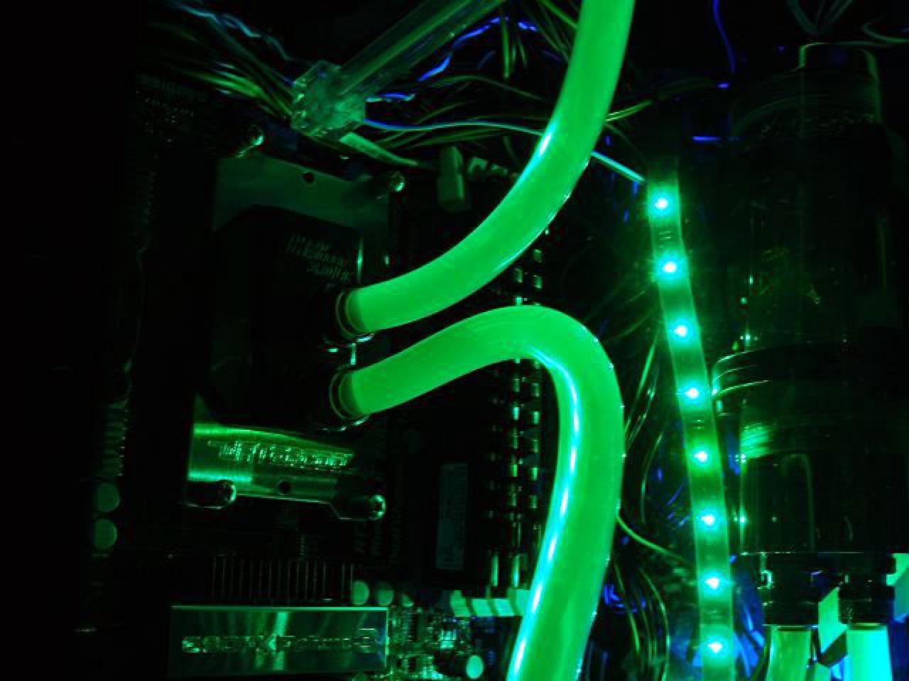 [21/01/2011] Mammuttagebuch zum Casemod-Projekt Aurora: Wakü-PC mit zwei Kreisläufen (16)