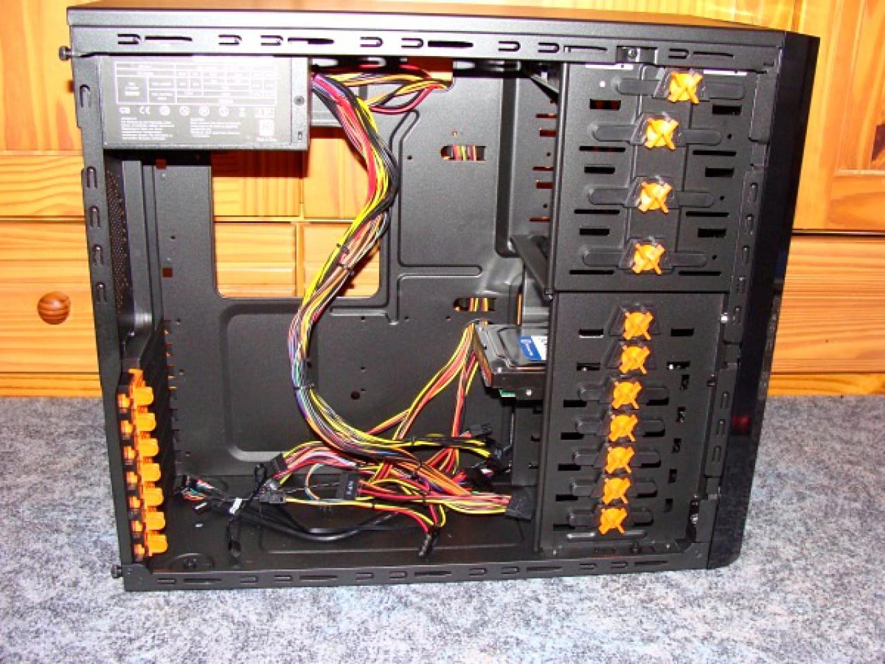 [21/01/2011] Mammuttagebuch zum Casemod-Projekt Aurora: Wakü-PC mit zwei Kreisläufen (24)
